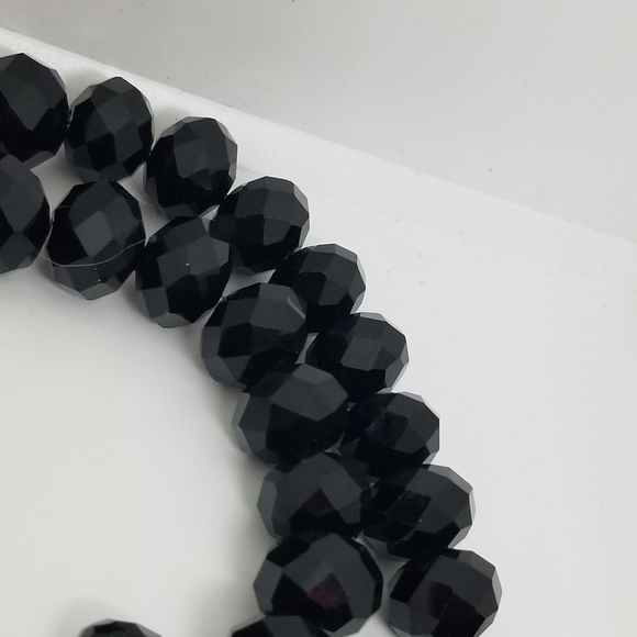 VINTAGE LONG ARTISAN MADE BLACK JET BEADED NECKLACE - Picture 6 of 7